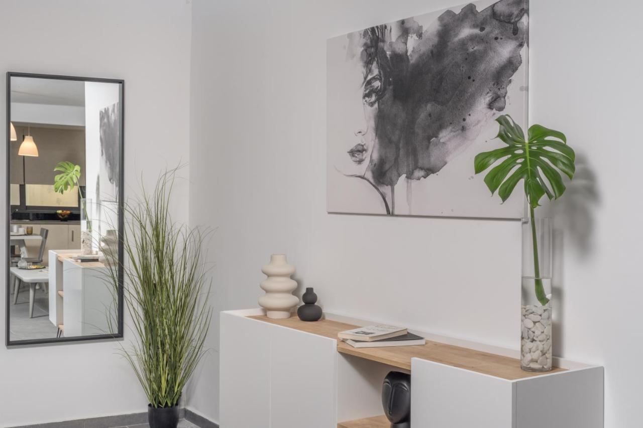 Zen Central Luxury Apartment Ираклио Екстериор снимка
