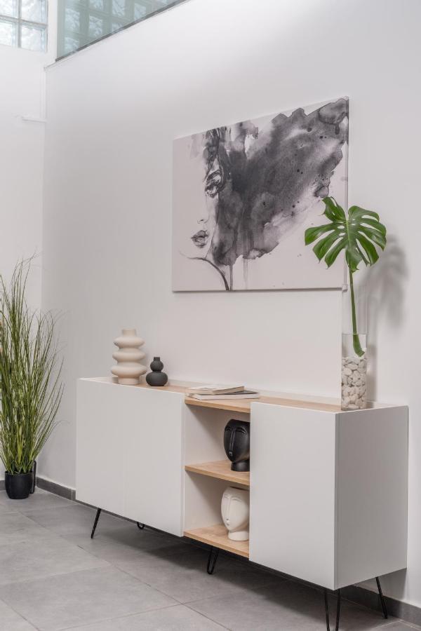 Zen Central Luxury Apartment Ираклио Екстериор снимка